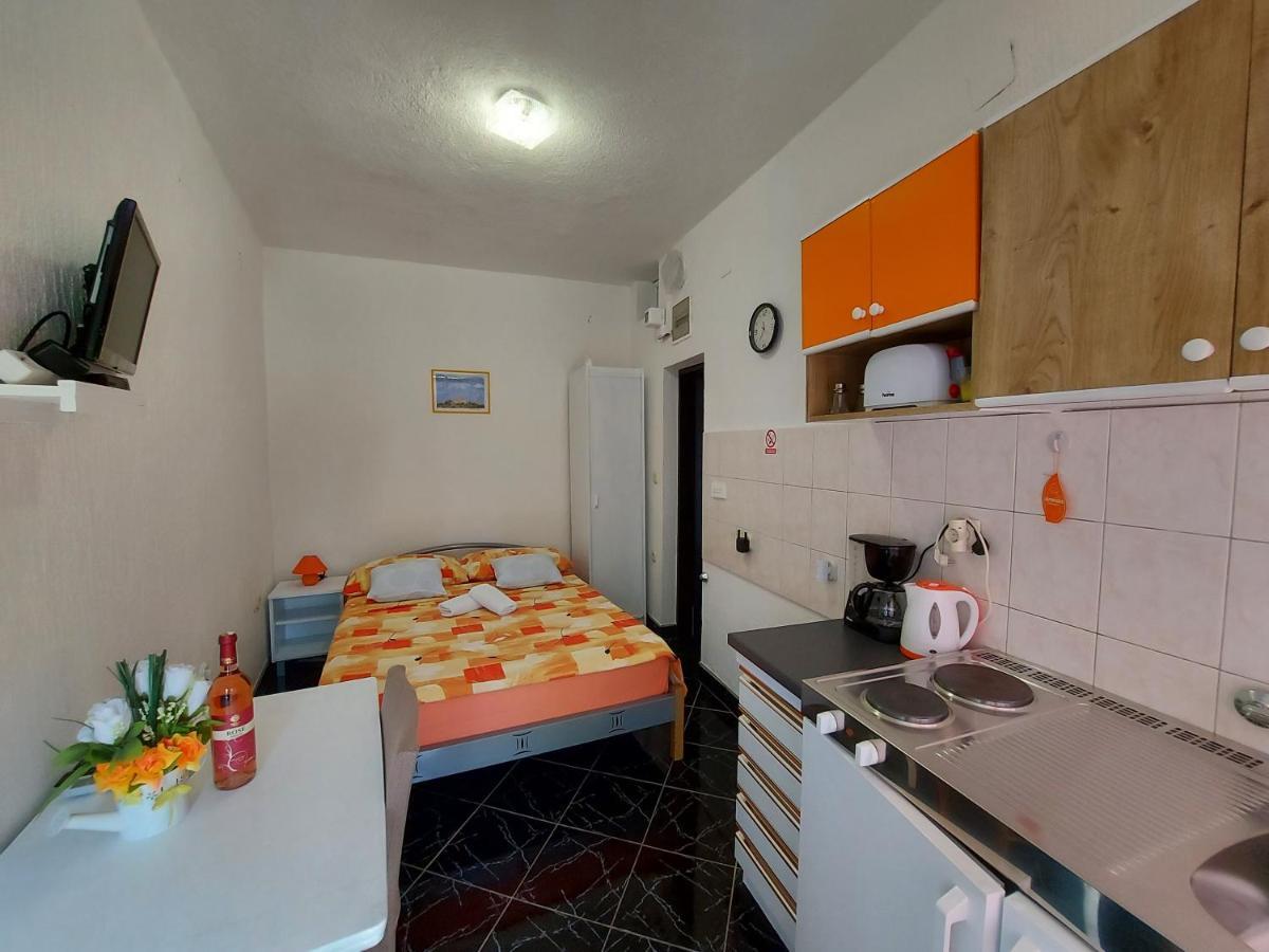 Dalibor Apartamento Senj  Exterior foto
